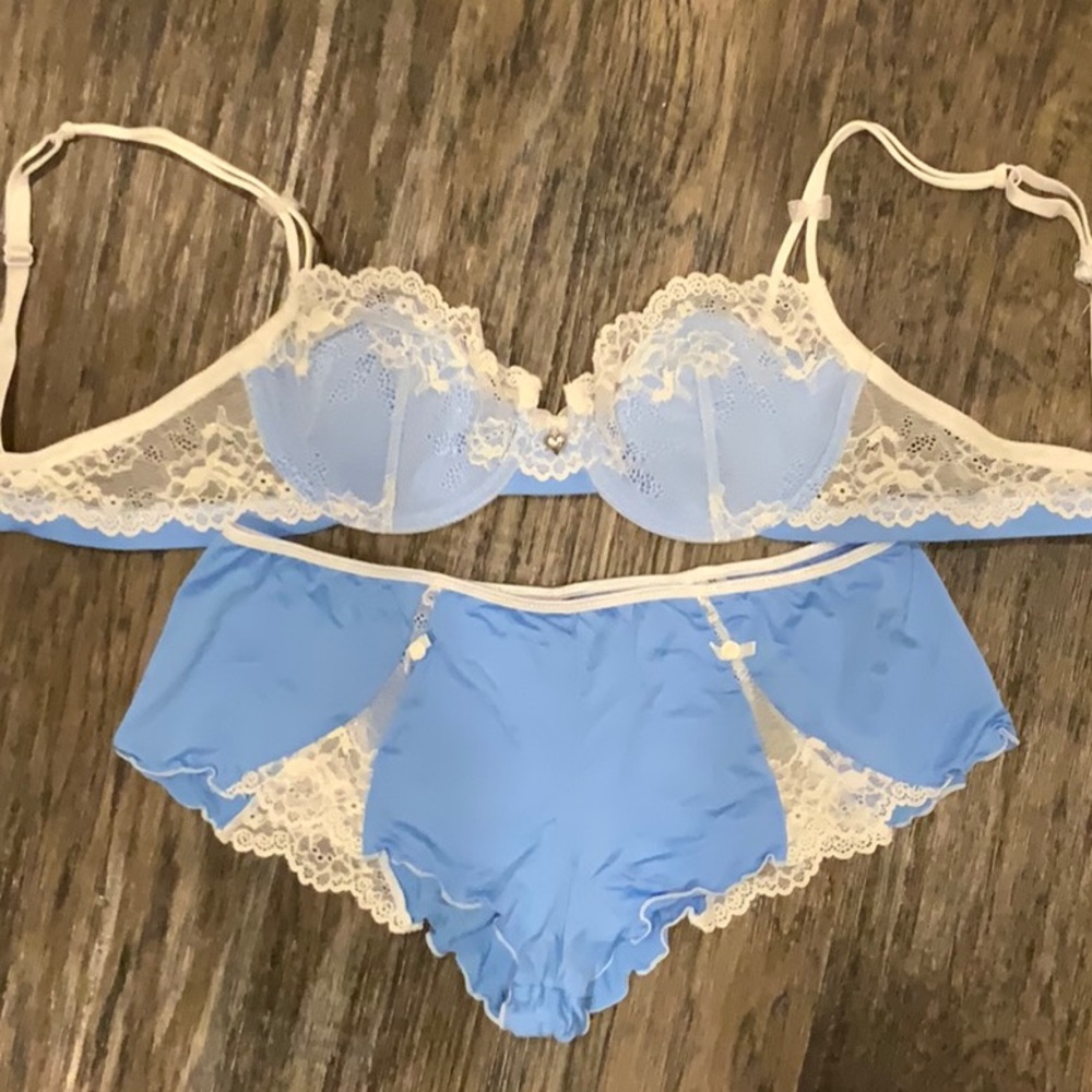 Bra and panty set